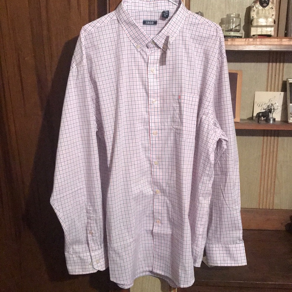 Men’s long sleeve button down